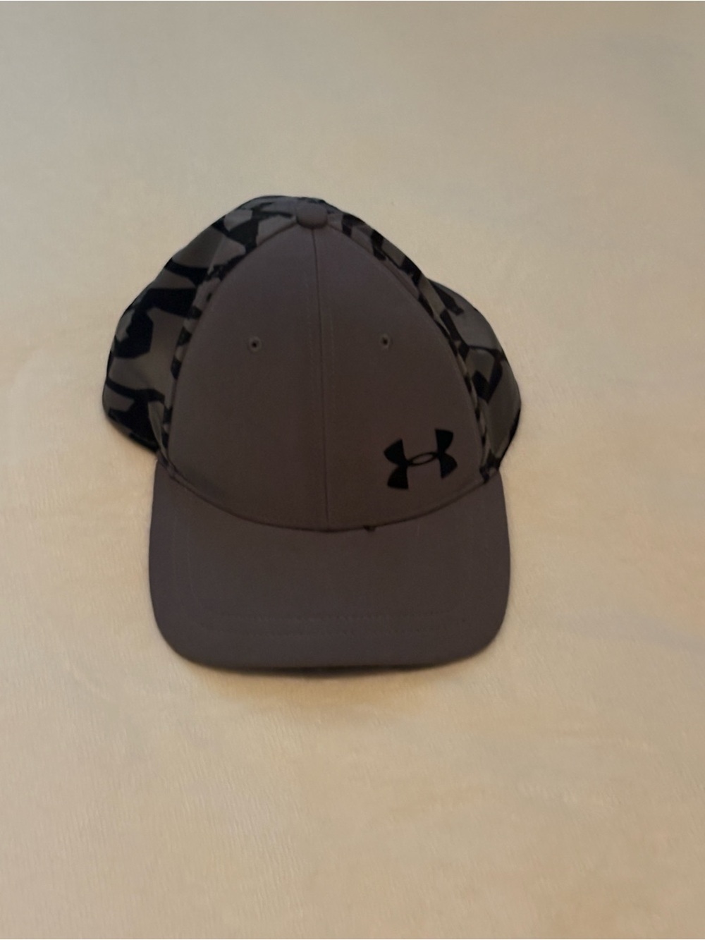 Under Armour Men's Charcoal Gray Camo Adjustable Performance Hat (2/$15)